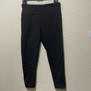 Dyce Active Women's Black Leggings. Very Good Condition. Size XL.